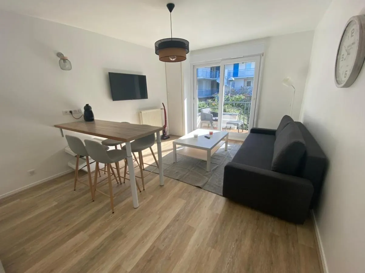 Appartamento Le Travel Acigné 0*,  Francia